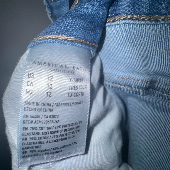 American Eagle Outfitters Blue Ripped Skinny Jeans - Picture 3 of 3
